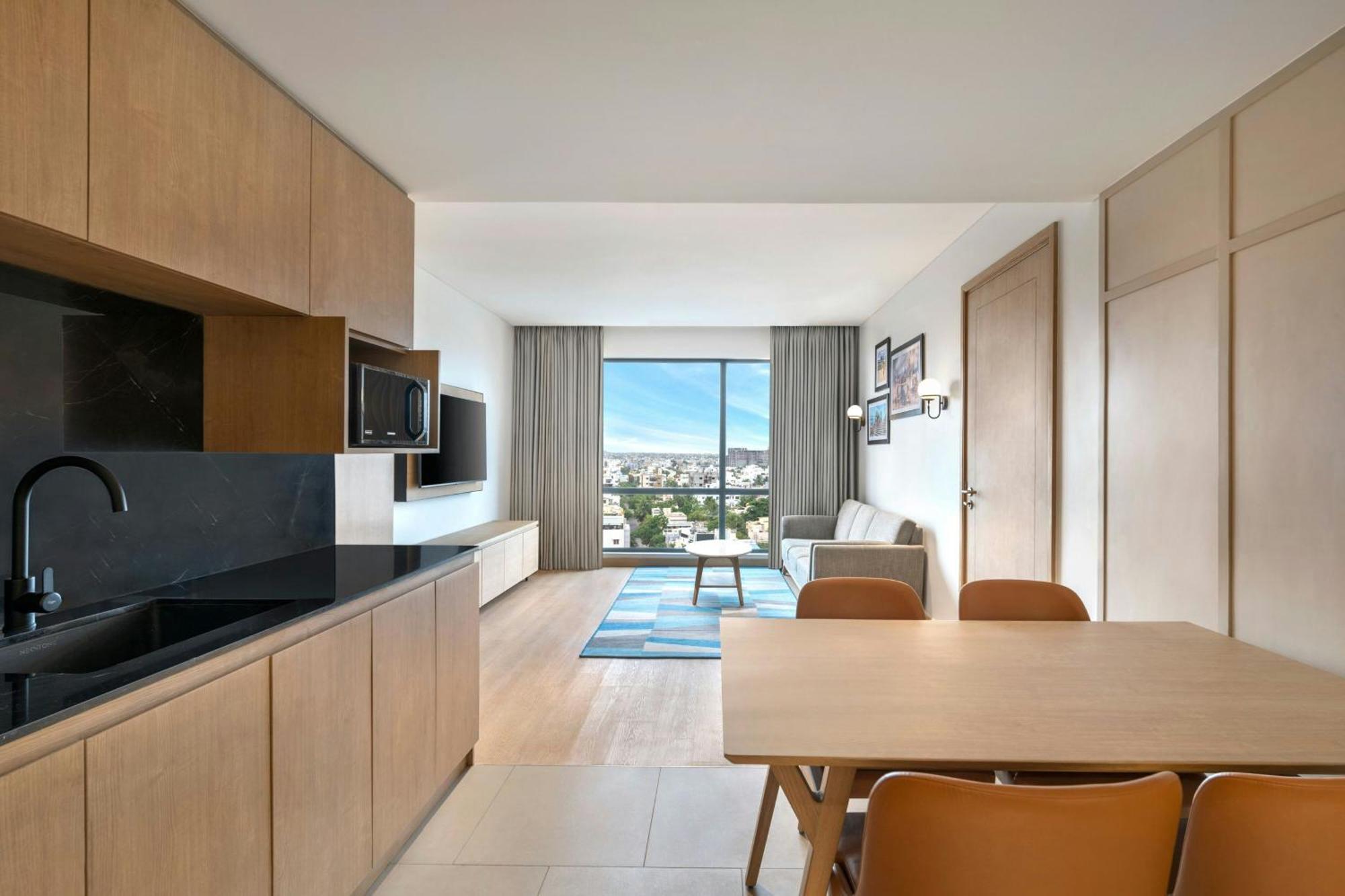 Four Points By Sheraton Chennai, Velachery Exteriör bild