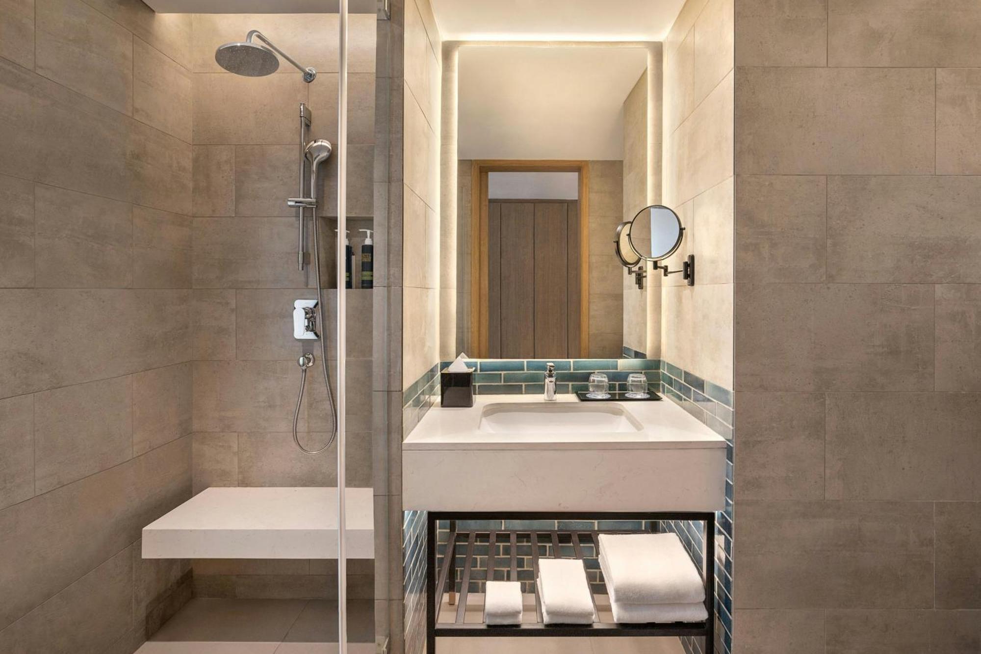 Four Points By Sheraton Chennai, Velachery Exteriör bild